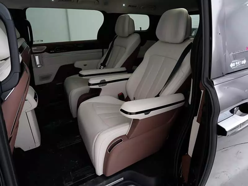 Đ&aacute;nh gi&aacute; nhanh BYD Xia mới ra mắt: Xe MPV mới của Trung Quốc cạnh tranh trực tiếp với Kia Carnival, gi&aacute; từ 820 triệu đồng- Ảnh 6.