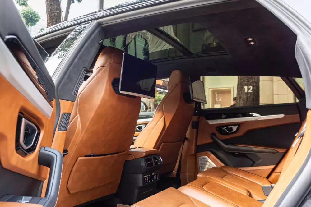 Cận cảnh si&ecirc;u SUV Lamborghini Urus c&oacute; gi&aacute; chỉ hơn 12 tỷ đồng- Ảnh 7.