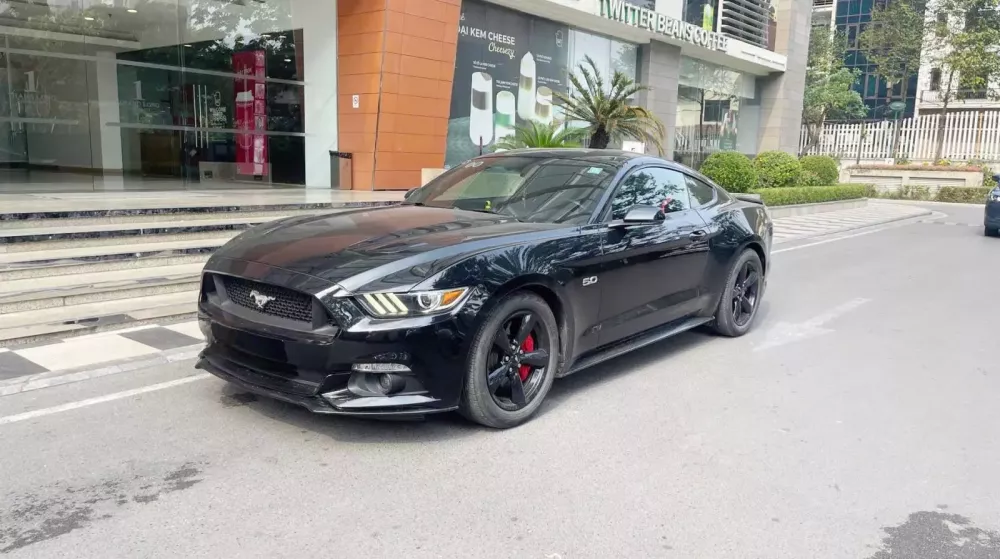 Quá nhiều xe khủng để lái hằng ngày, doanh nhân trẻ Hà Nội chọn rao bán Ford Mustang GT với giá không rẻ- Ảnh 3.