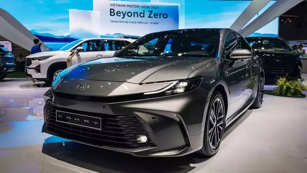 Toyota Camry thế hệ mới với tùy chọn động cơ hybrid là một trong những điểm nhấn của triển lãm VMS 2024.