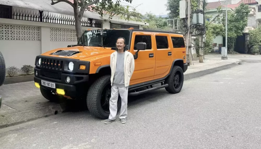 Cụ &ocirc;ng chốt đơn 'qu&aacute;i vật" Hummer H2 gần 3 tỷ đồng - Ảnh 2.