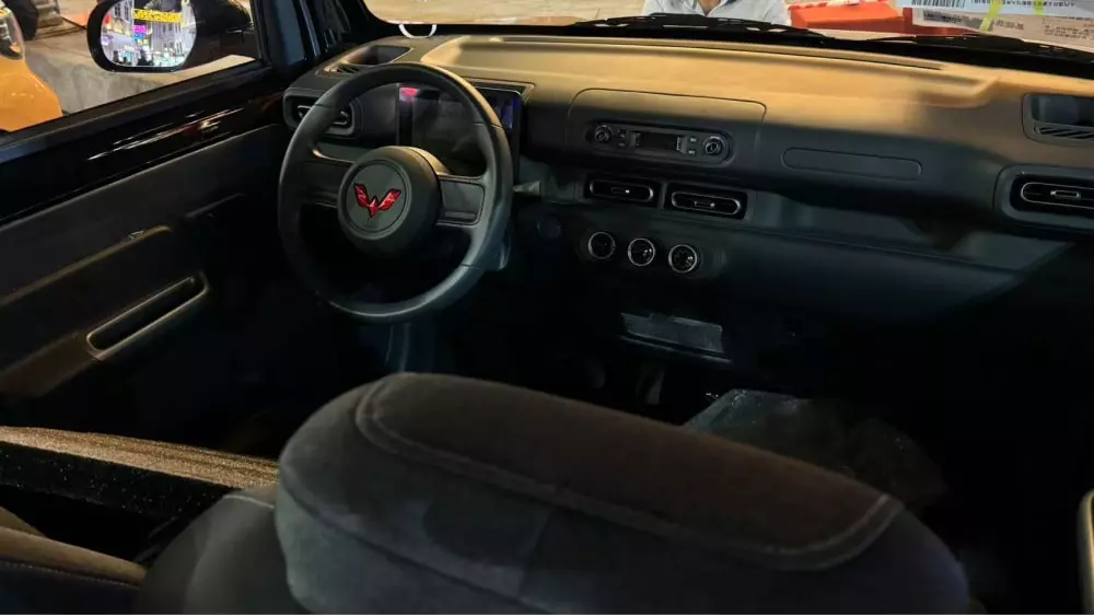 Đánh giá nhanh Wuling Zhiguang EV: Giá chỉ từ 156 triệu đồng- Ảnh 4.