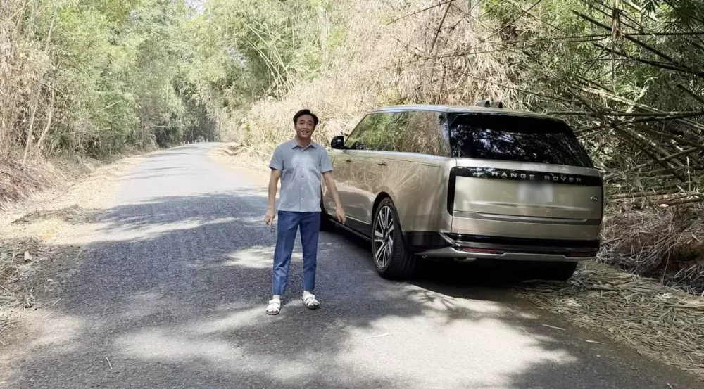 Cuối năm Cường "Đô-la" lái Range Rover hơn 10 tỷ đồng dạo chơi nhưng lại bị lạc đường- Ảnh 2.