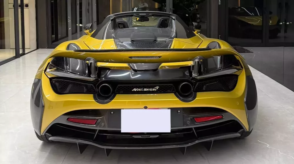 Garage siêu xe đẹp mắt của đại gia Đà Nẵng, từng có Lamborghini Aventador SVJ Roadster biển tứ quý- Ảnh 4. Garage siêu xe đẹp mắt của đại gia Đà Nẵng, từng có Lamborghini Aventador SVJ Roadster biển tứ quý- Ảnh 4.