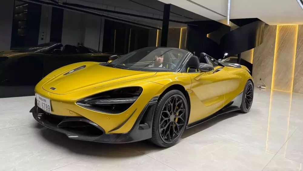 Garage siêu xe đẹp mắt của đại gia Đà Nẵng, từng có Lamborghini Aventador SVJ Roadster biển tứ quý- Ảnh 2. Garage siêu xe đẹp mắt của đại gia Đà Nẵng, từng có Lamborghini Aventador SVJ Roadster biển tứ quý- Ảnh 2.