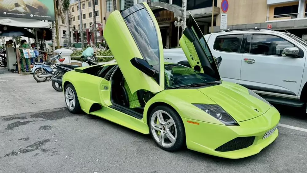 Lamborghini Murcielago LP640 màu xanh cốm độc nhất Việt Nam tái xuất- Ảnh 2.