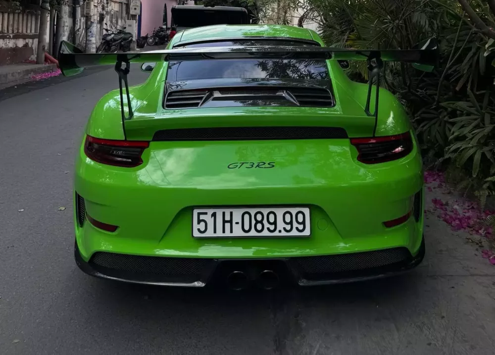 Porsche 911 GT3 RS màu độc của doanh nhân Tp.HCM tái xuất, biển đẹp, từng được rao bán- Ảnh 3.