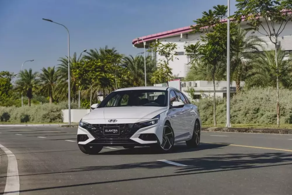 Hyundai Elantra Hyundai Elantra