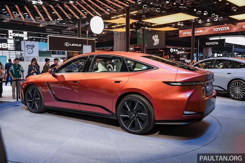 Lexus ES 2025 có thêm phiên bản thuần điện mới Lexus ES 2025 có thêm phiên bản thuần điện mới