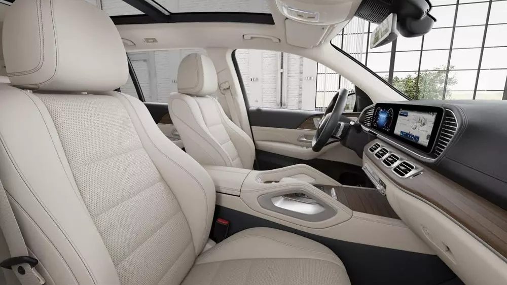 Mercedes-Benz GLS 2025 sở hữu nội thất 7 chỗ tiêu chuẩn Mercedes-Benz GLS 2025 sở hữu nội thất 7 chỗ tiêu chuẩn