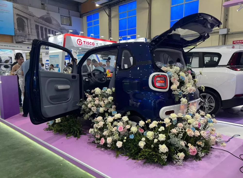 FAW Bestune Xiaoma, đối thủ VinFast VF3 đã về Việt Nam: 4 chỗ, giá 200 triệu, quãng đường đi 170 km- Ảnh 3. FAW Bestune Xiaoma, đối thủ VinFast VF3 đã về Việt Nam: 4 chỗ, giá 200 triệu, quãng đường đi 170 km- Ảnh 3.