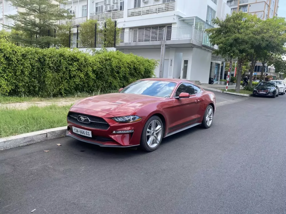 Thêm 1 xe Ford Mustang mang biển ngũ quý của Đà Nẵng, lần này là biển định danh từ xe Cadillac Escalade- Ảnh 2.
