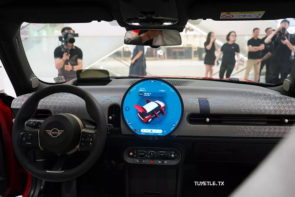 Mini Cooper 2025 sở hữu màn hình 9,5 inch hình tròn Mini Cooper 2025 sở hữu màn hình 9,5 inch hình tròn