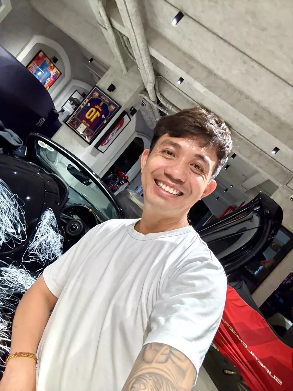 Minh "Nhựa" bật mí siêu phẩm McLaren Elva gần 190 tỷ đồng sẽ dạo phố sáng nay- Ảnh 1.