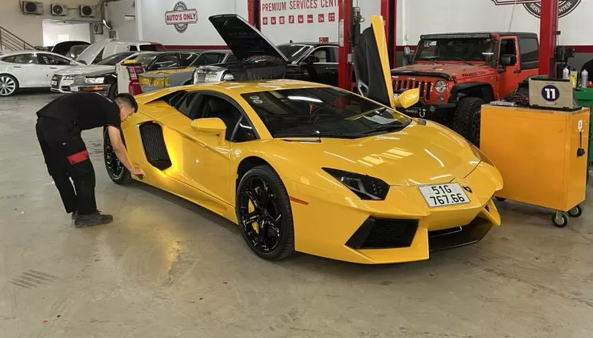 Tìm khách hơn 2 năm trời, 1 trong các siêu xe Lamborghini Aventador "keng" nhất Việt Nam đã có cọc- Ảnh 2. Tìm khách hơn 2 năm trời, 1 trong các siêu xe Lamborghini Aventador "keng" nhất Việt Nam đã có cọc- Ảnh 2.