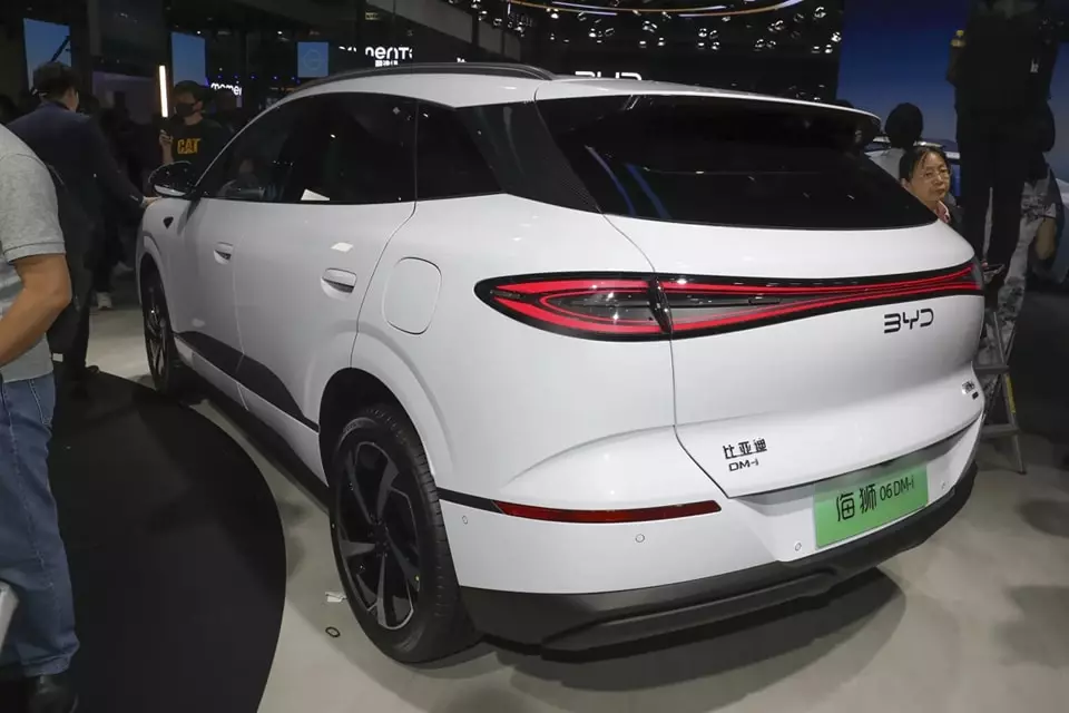 BYD Sealion 06 có kích thước lớn hơn Sealion 6 đang bán ở Việt Nam