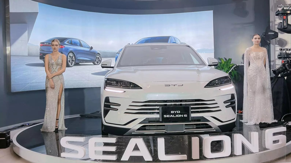 Chủ tịch HĐQT Hà Thành ô tô đặt cược lớn vào xe điện, xe hybrid- Ảnh 3. Chủ tịch HĐQT Hà Thành ô tô đặt cược lớn vào xe điện, xe hybrid- Ảnh 3.