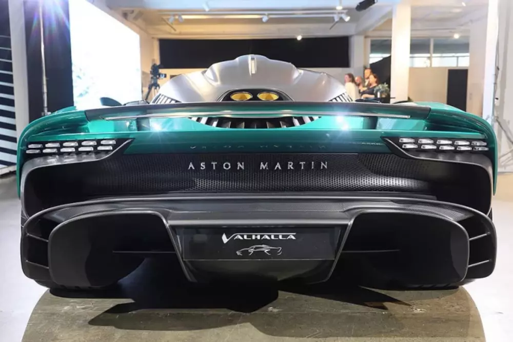 Đại lý không thể bàn giao siêu phẩm Aston Martin Valhalla gần 100 tỷ đồng cho khách - Ảnh 5. Đại lý không thể bàn giao siêu phẩm Aston Martin Valhalla gần 100 tỷ đồng cho khách - Ảnh 5.