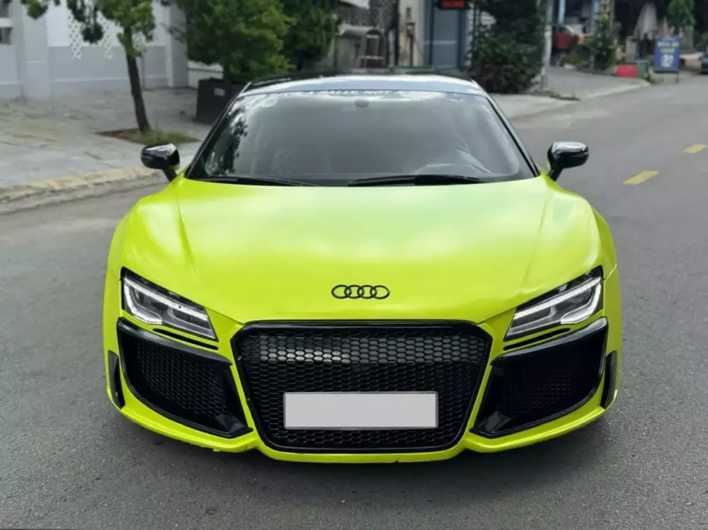 Siêu xe Audi R8 độ hơn 1,5 tỷ đồng tại Tp.HCM có chủ mới- Ảnh 1. Siêu xe Audi R8 độ hơn 1,5 tỷ đồng tại Tp.HCM có chủ mới- Ảnh 1.