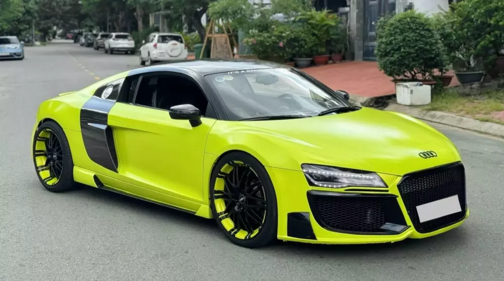 Siêu xe Audi R8 độ hơn 1,5 tỷ đồng tại Tp.HCM có chủ mới- Ảnh 3. Siêu xe Audi R8 độ hơn 1,5 tỷ đồng tại Tp.HCM có chủ mới- Ảnh 3.
