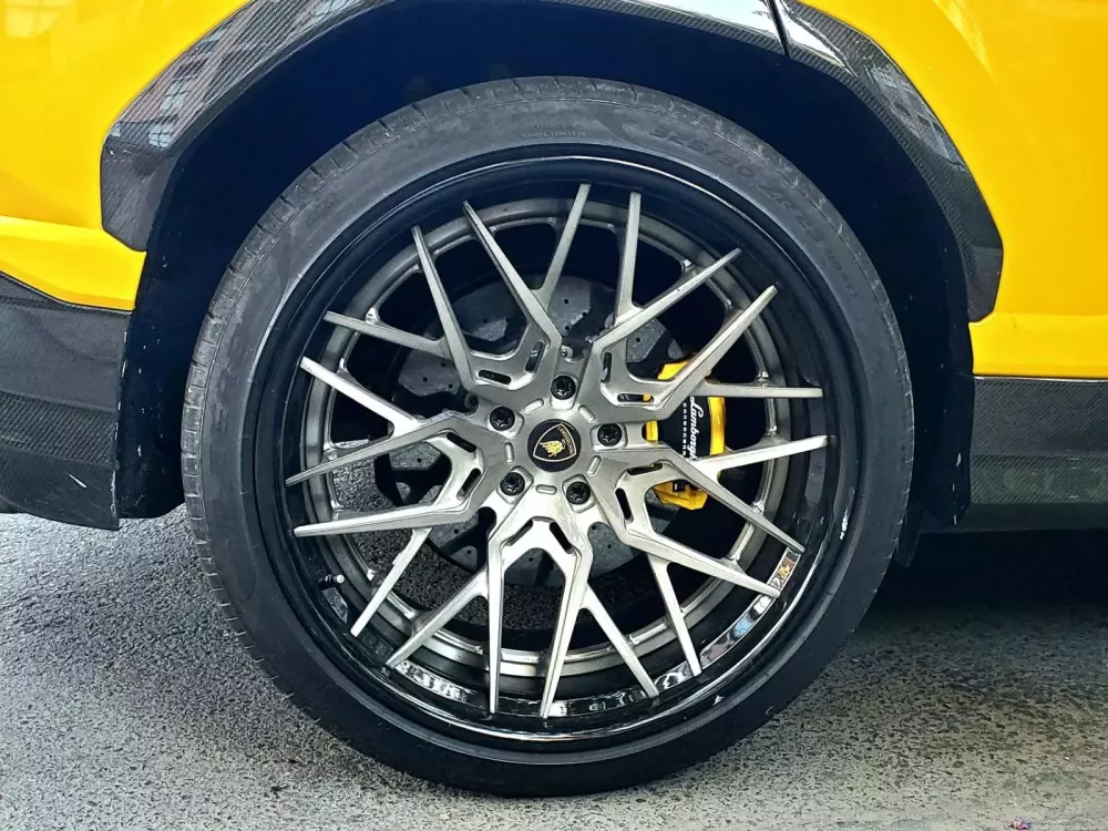 Lamborghini Urus độ TopCar hơn 1,3 tỷ đồng tái xuất với 2 điểm nhấn mới- Ảnh 3. Lamborghini Urus độ TopCar hơn 1,3 tỷ đồng tái xuất với 2 điểm nhấn mới- Ảnh 3.