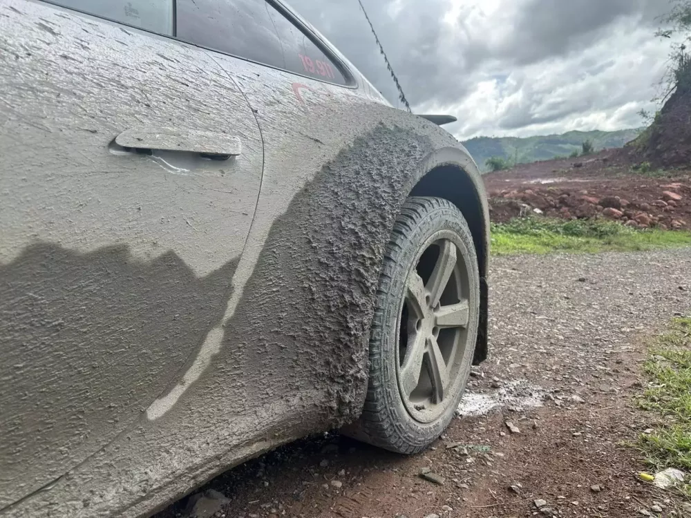  Xe Porsche 911 Dakar ở Việt Nam sau gần 100 km off-road ở nước bạn Lào- Ảnh 1.