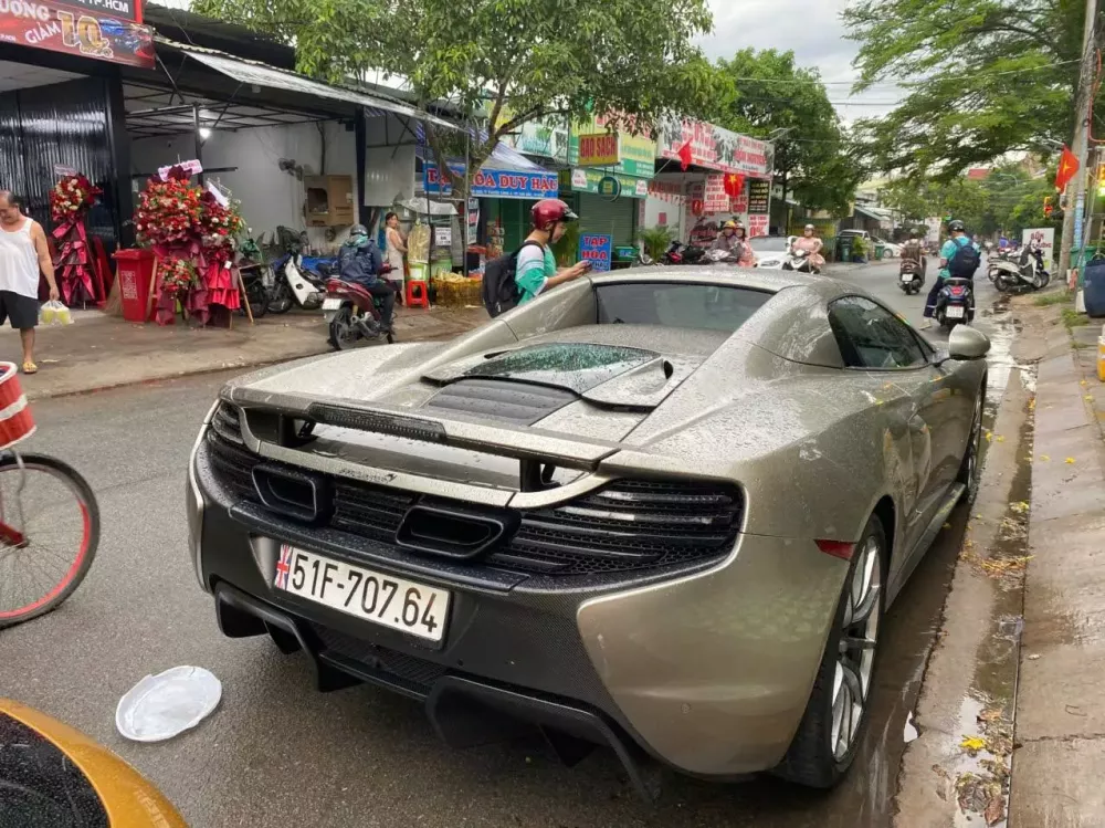 Siêu xe mui trần McLaren 650S Spider MSO của tỷ phú USD Việt Nam tái xuất- Ảnh 1. Siêu xe mui trần McLaren 650S Spider MSO của tỷ phú USD Việt Nam tái xuất- Ảnh 1.