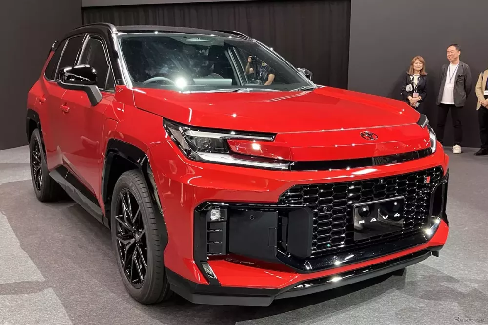 Mặt ca-lăng của Toyota RAV4 GR Sport 2026 Mặt ca-lăng của Toyota RAV4 GR Sport 2026
