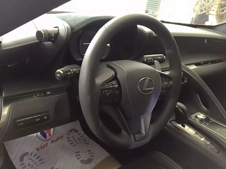 Lexus LC 500 độc nhất Việt Nam tái xuất sau nhiều năm ở ẩn- Ảnh 5. Lexus LC 500 độc nhất Việt Nam tái xuất sau nhiều năm ở ẩn- Ảnh 5.