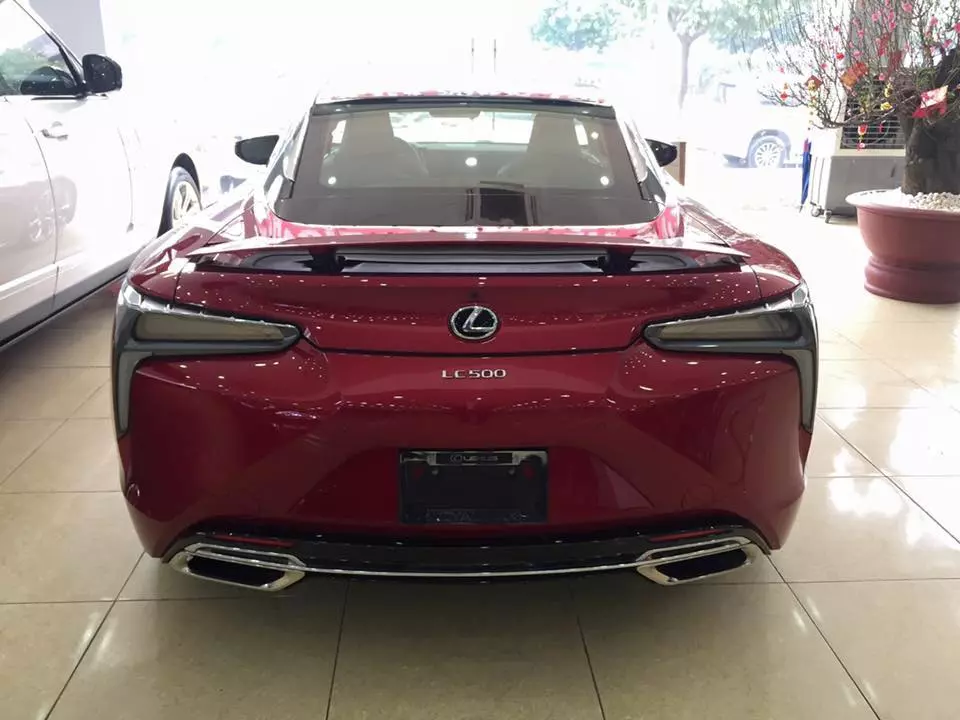 Lexus LC 500 độc nhất Việt Nam tái xuất sau nhiều năm ở ẩn- Ảnh 3. Lexus LC 500 độc nhất Việt Nam tái xuất sau nhiều năm ở ẩn- Ảnh 3.