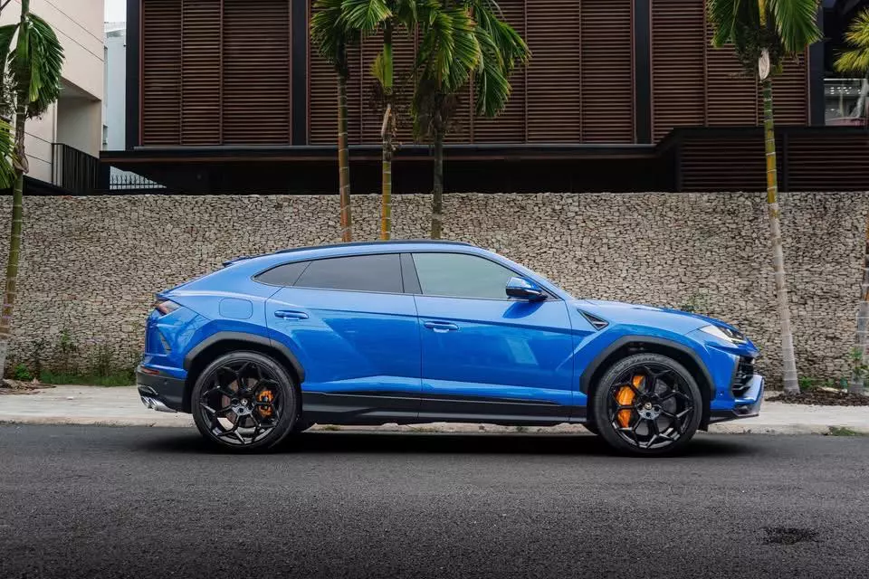 Đây có thể là xe Lamborghini Urus "lướt" có giá "mềm" nhất tại Việt Nam- Ảnh 2.