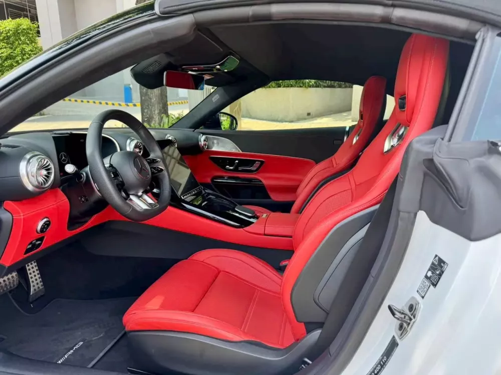 Thêm 1 xe Mercedes-AMG SL43 chỉ lăn bánh 2.000 km chủ nhân đã bán lại- Ảnh 6. Thêm 1 nhà cái hi88 Mercedes-AMG SL43 chỉ lăn bánh 2.000 km chủ nhân đã bán lại- Ảnh 6.