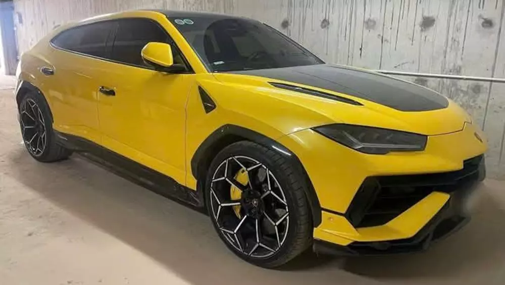 Mới chạy Lamborghini Urus Performante hơn 3.000 km đại gia đã rao bán lại- Ảnh 2.