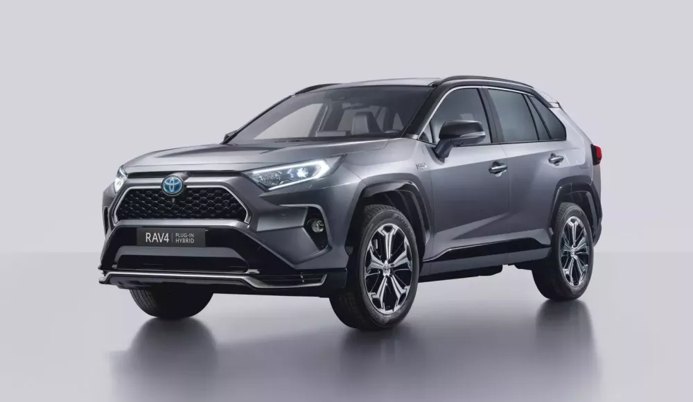 Toyota đang đặt cược lớn vào xe hybrid sạc điện- Ảnh 1. Toyota đang đặt cược lớn vào xe hybrid sạc điện- Ảnh 1.