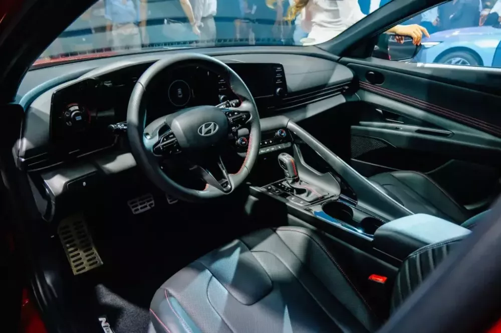 Nội thất của Hyundai Elantra N Line 2025 Nội thất của Hyundai Elantra N Line 2025