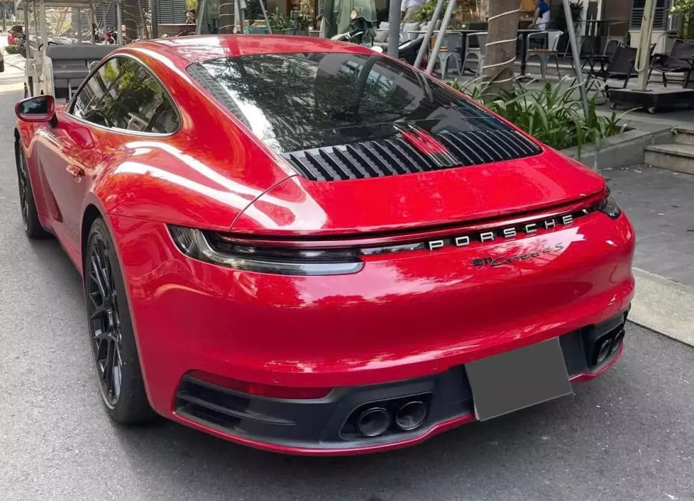 Chi tiết Porsche 911 992 được chủ nhân sơn đổi màu rất thú vị- Ảnh 3.