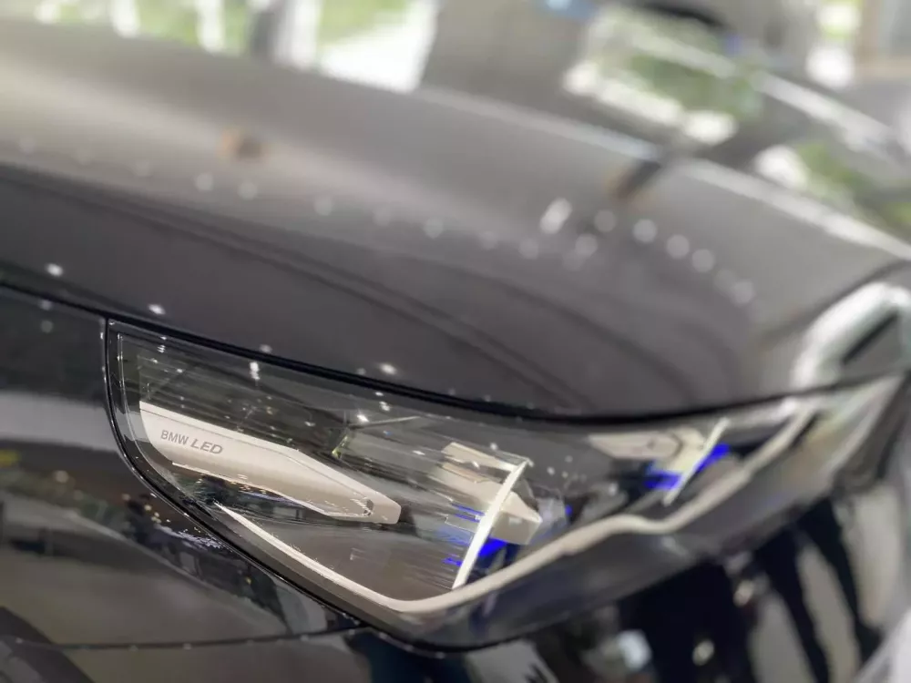 Cận cảnh BMW 5-Series hoàn toàn mới vừa ra mắt thị trường Việt Nam, giá từ 2,59 tỷ đồng- Ảnh 6. Cận cảnh BMW 5-Series hoàn toàn mới vừa ra mắt thị trường Việt Nam, giá từ 2,59 tỷ đồng- Ảnh 6.