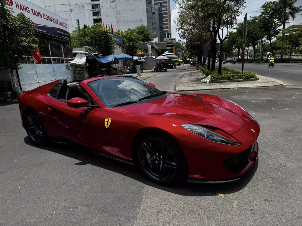 Cặp đôi siêu xe mui trần Ferrari 812 GTS âm thầm về Việt Nam giờ ra sao?- Ảnh 2.