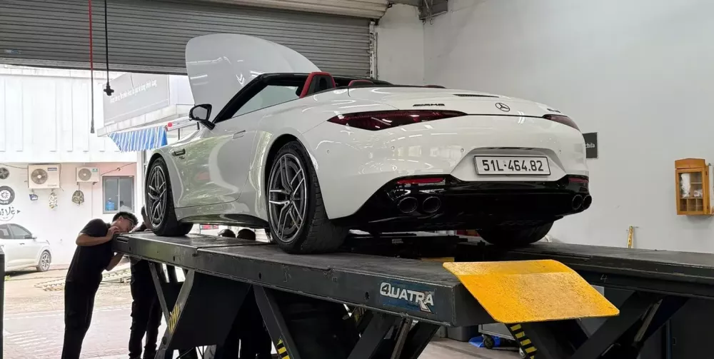 Đại gia Hà Nội chốt xe Mercedes-AMG SL43 chỉ qua tin nhắn- Ảnh 3.