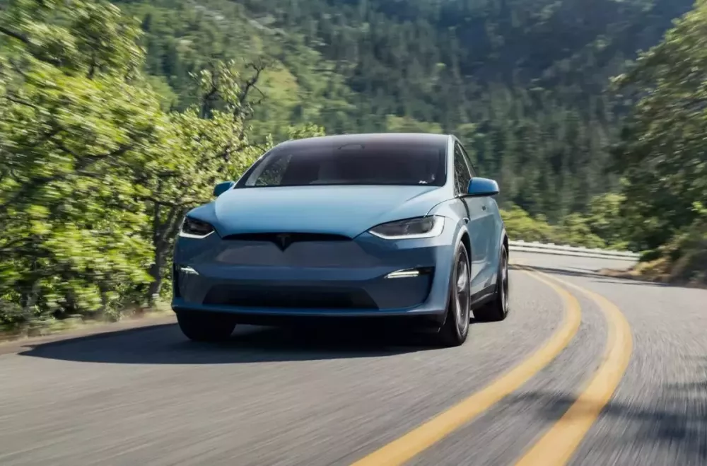 Tesla Model X mới Tesla Model X mới