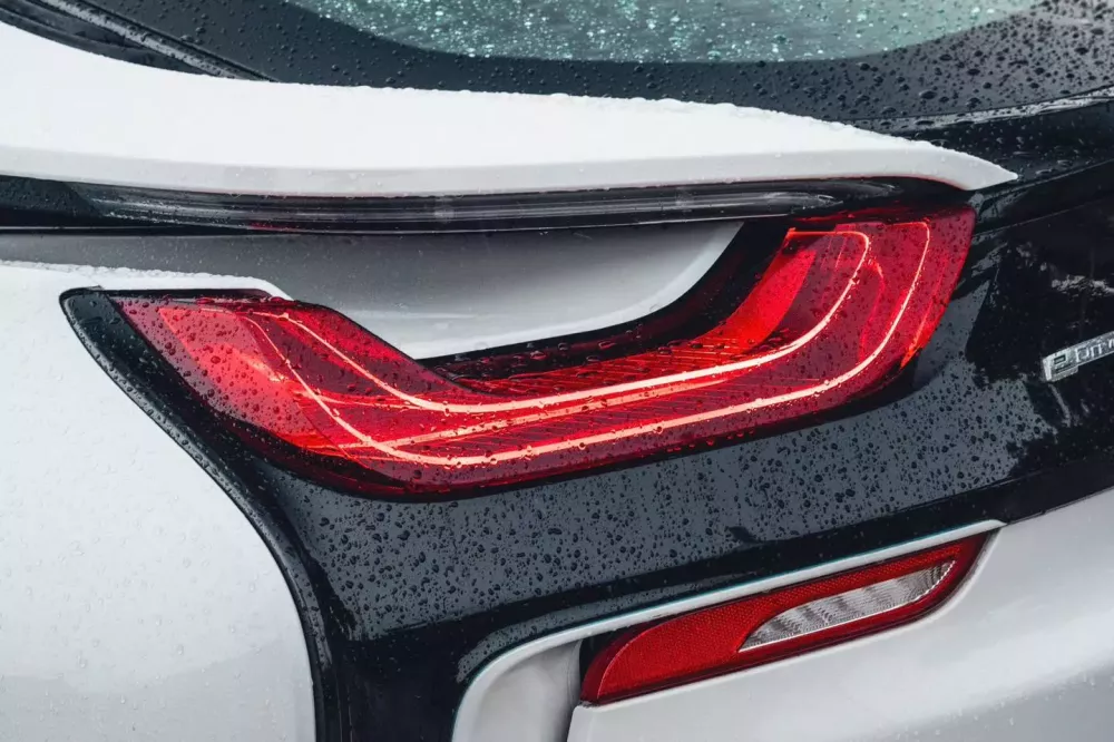 Trải nghiệm xe BMW i8 chỉ với 2 tỷ đồng, món hời hay sự lo lắng về pin?- Ảnh 6. Trải nghiệm xe BMW i8 chỉ với 2 tỷ đồng, món hời hay sự lo lắng về pin?- Ảnh 6.