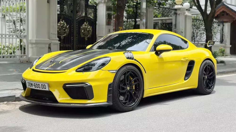 Porsche 718 Cayman độ bản GT4 Porsche 718 Cayman độ bản GT4