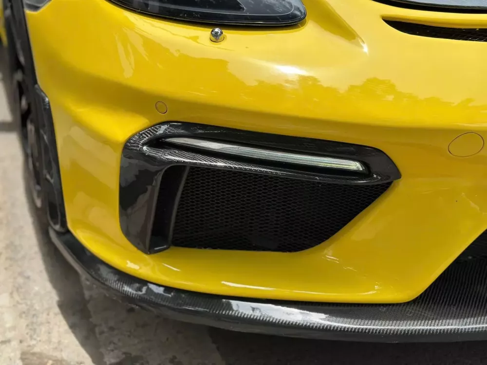 Cận cảnh Porsche 718 Cayman mang bản độ tiền tỷ, cùng biển số tứ quý 0 đẹp mắt- Ảnh 8. Cận cảnh Porsche 718 Cayman mang bản độ tiền tỷ, cùng biển số tứ quý 0 đẹp mắt- Ảnh 8.