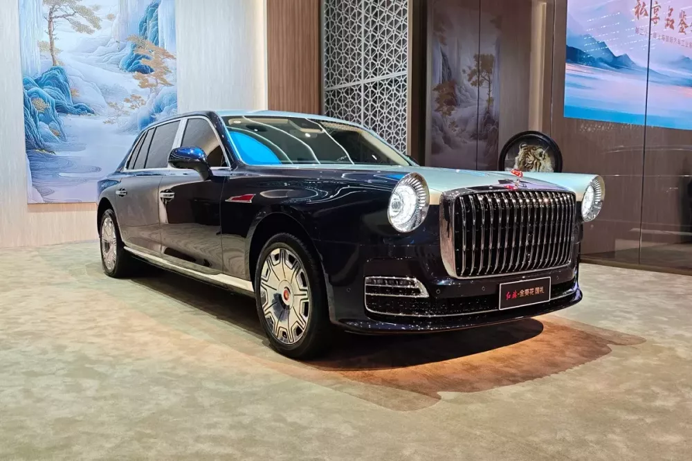 Hongqi Guoli Hongqi Guoli