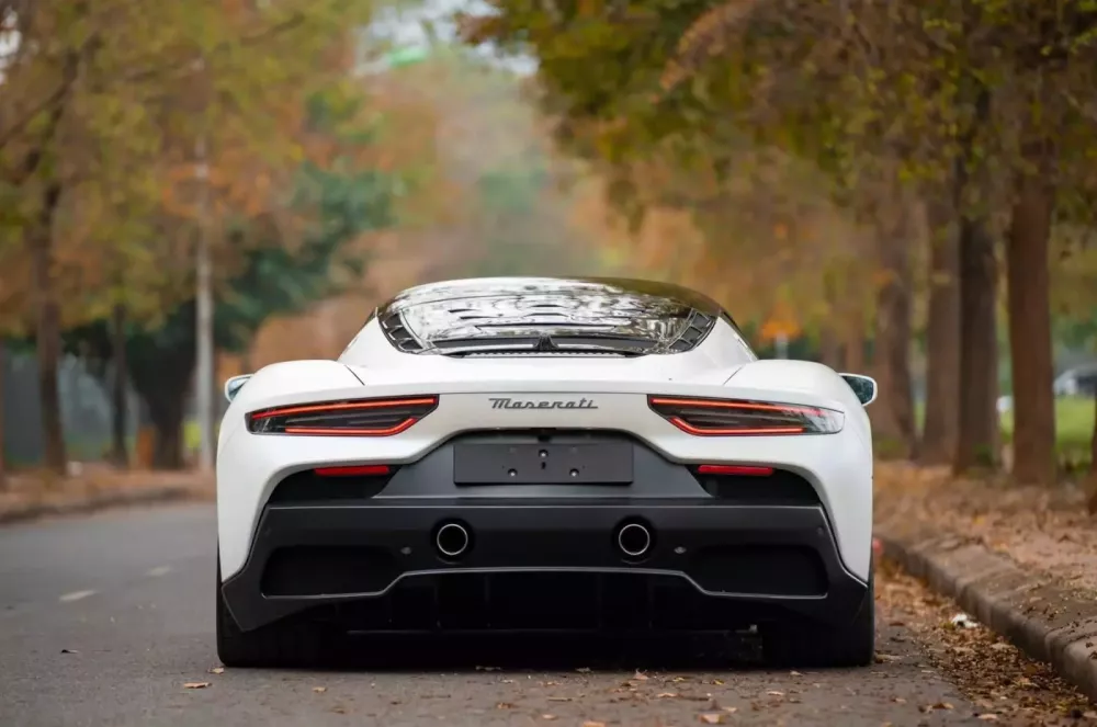 Garage siêu xe đẹp mắt của đại gia Đà Nẵng, từng có Lamborghini Aventador SVJ Roadster biển tứ quý- Ảnh 8. Garage siêu xe đẹp mắt của đại gia Đà Nẵng, từng có Lamborghini Aventador SVJ Roadster biển tứ quý- Ảnh 8.