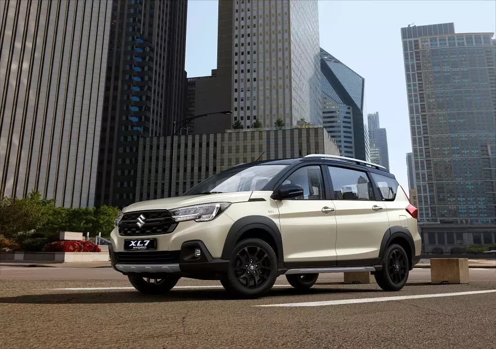 Suzuki XL7