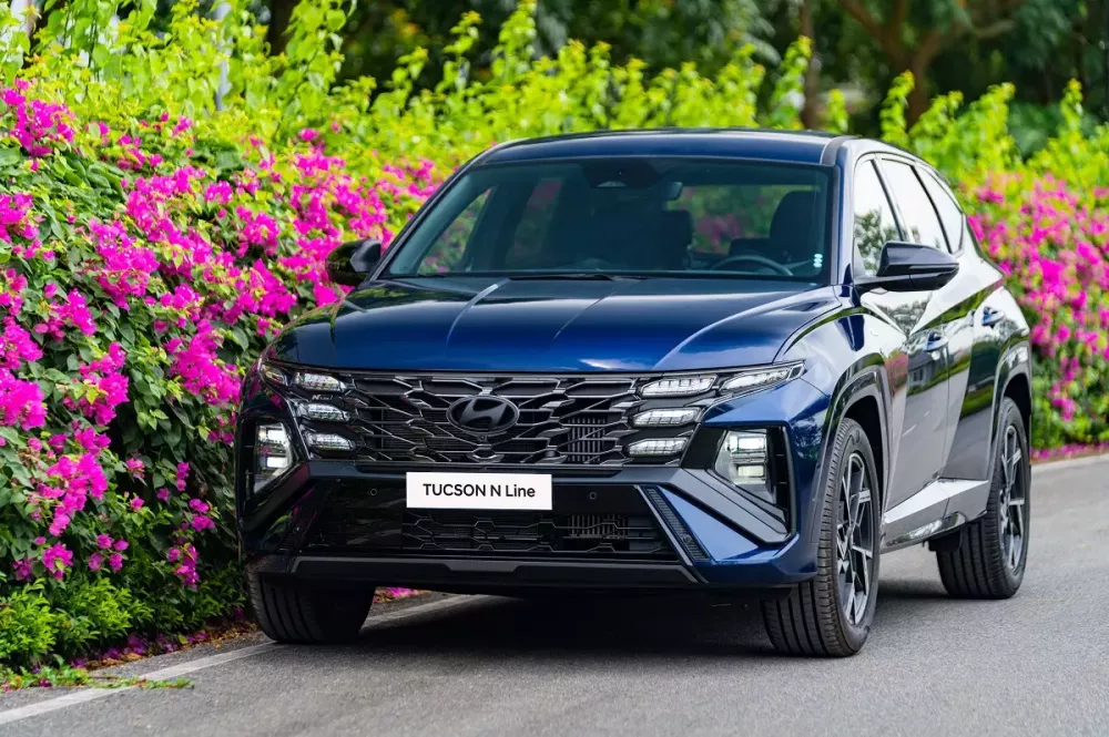 Hyundai Tucson N Line ra mắt Việt Nam với thiết kế khỏe khoắn hơn, giá từ 989 triệu đồng