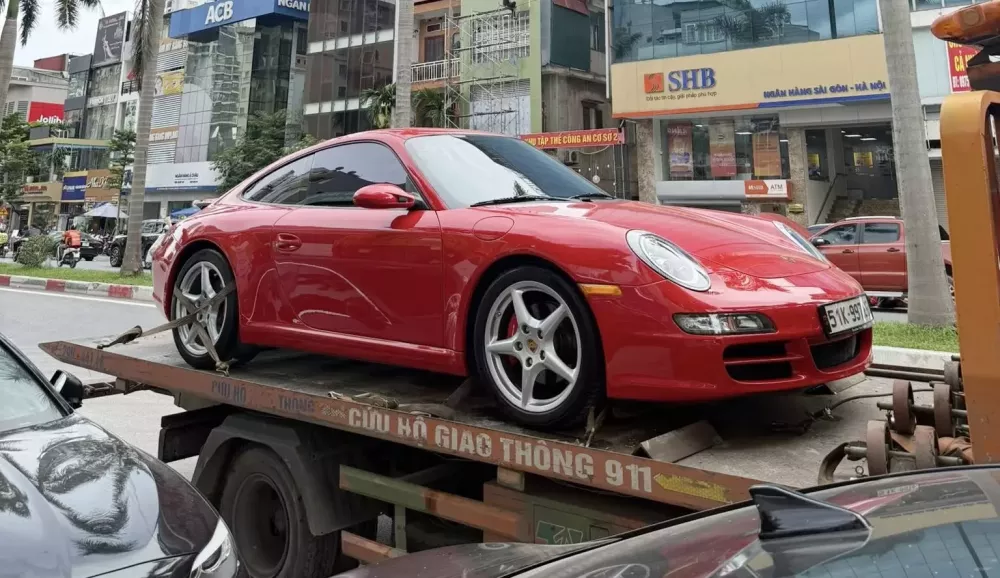 Porsche911 đời 997 với biển số 30L-997.79 Chiếc Porsche911 đời 997 của đại gia Hà Nội với biển số đẹp