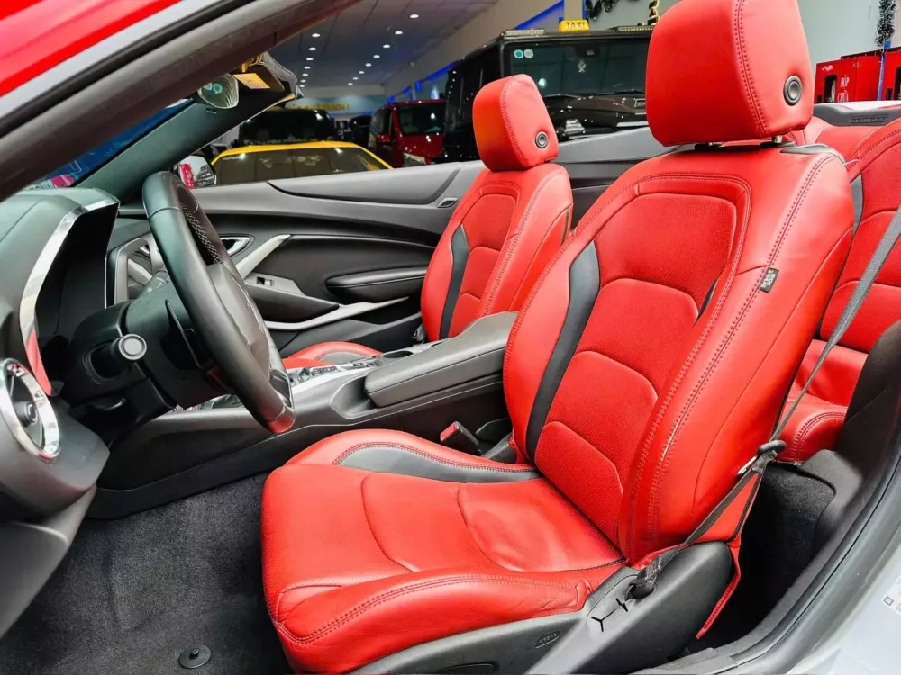 Chevrolet Camaro RS Convertible hàng hiếm tại Việt Nam giờ ra sao?- Ảnh 6. Chevrolet Camaro RS Convertible hàng hiếm tại Việt Nam giờ ra sao?- Ảnh 6.