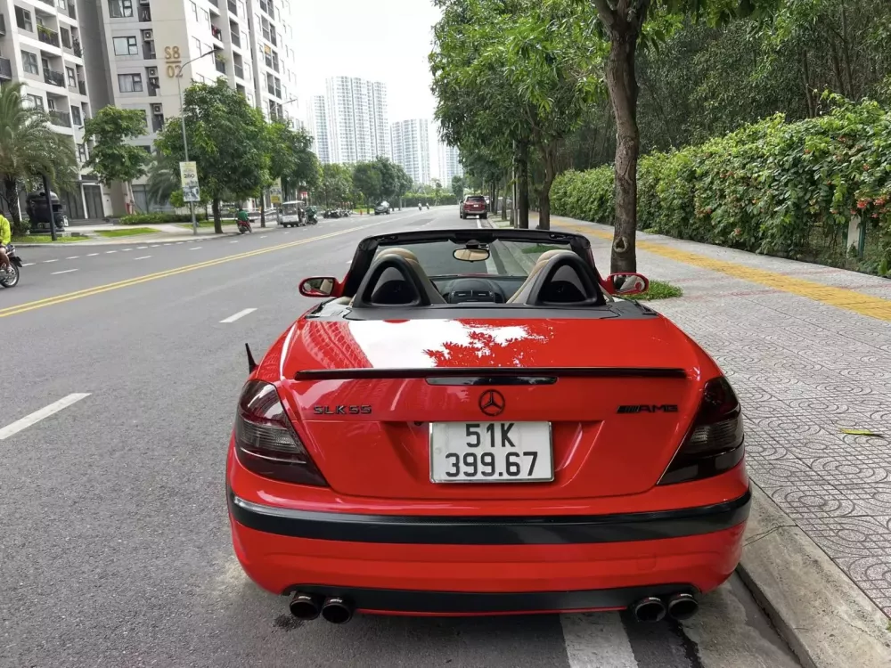 Xe mui trần Mercedes-Benz SLK 350 mơ ước 1 thời của thanh niên 8X chỉ còn hơn 500 triệu đồng- Ảnh 3.